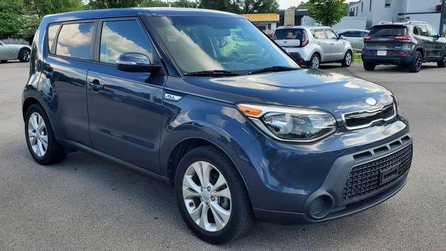 VIN: KNDJP3A57E7019882 Auction: COPART Lot: 58917692 Location: IN - INDIANAPOLIS KNDJP3A57E7019882 KIA SOUL 2014 BLUE Photo 1