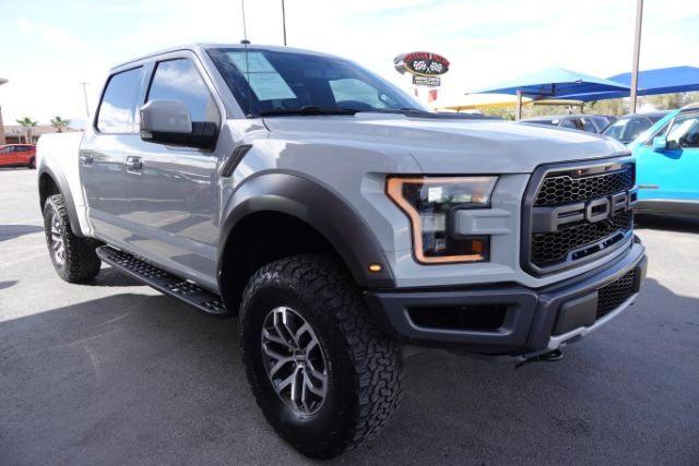 VIN: 1FTFW1RG5HFB33649 Auction: COPART Lot: 58888952 Location: TX - EL PASO 1FTFW1RG5HFB33649 FORD F150 2017 MAGNE Photo 5