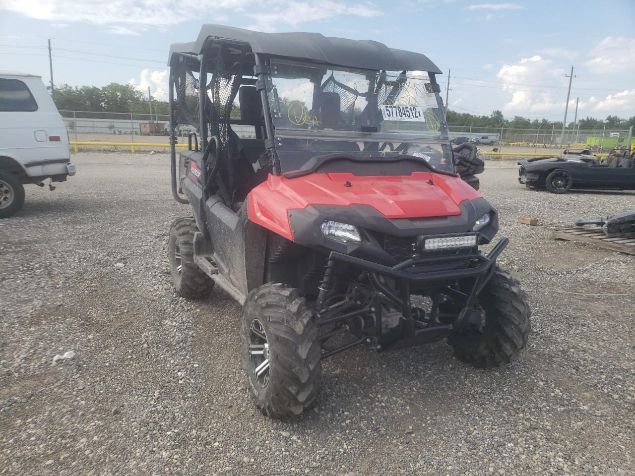 1HFVE0227H4303583 HONDA SXS700 M2 2017