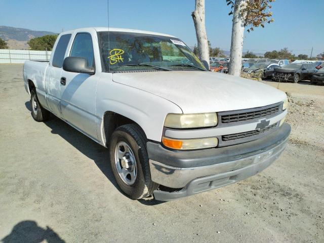 Salvage trucks for sale at San Martin, CA auction: 2002 Chevrolet Silverado