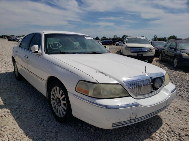 2005 Lincoln Town Car Signature