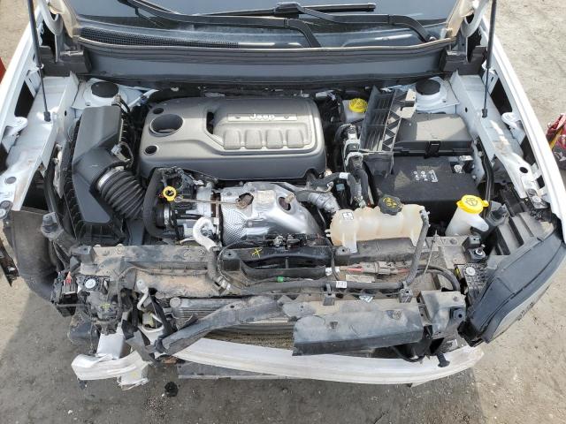 1C4PJMLN0KD372251 Jeep Cherokee Latitude Plus