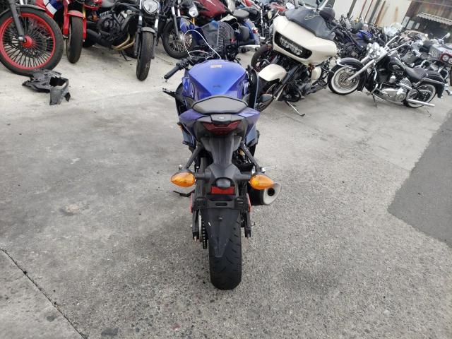 2022 YAMAHA YZFR3 A MH3RH18YXNK008703