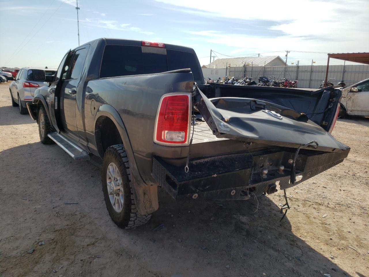 2014 RAM 2500 - Image 3