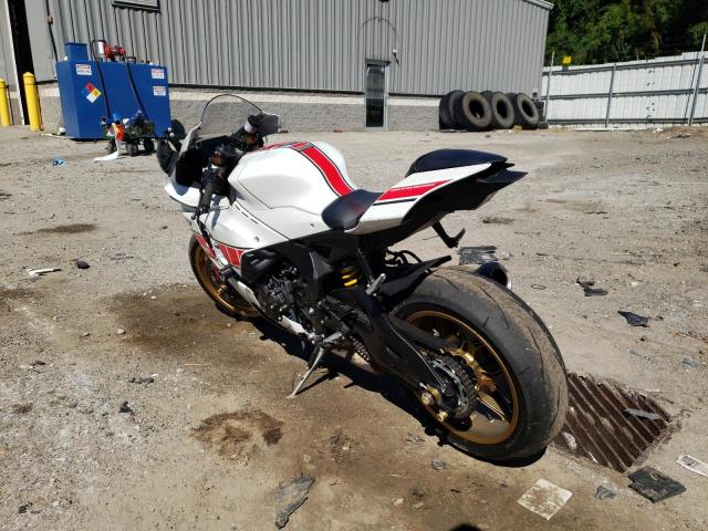 2022 YAMAHA YZF-R1 JYARN66E2NA002389