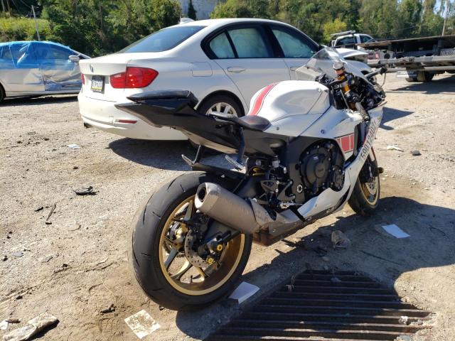 2022 YAMAHA YZF-R1 JYARN66E2NA002389