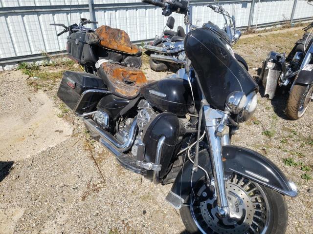 Salvage motorcycles for sale at Pekin, IL auction: 2013 Harley-Davidson Flhtk Electra Glide Ultra Limited