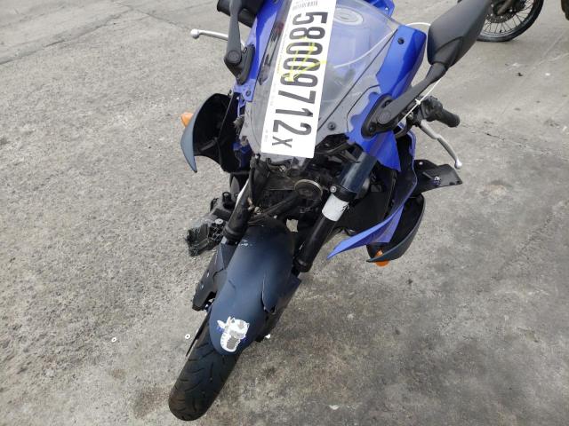 2022 YAMAHA YZFR3 A MH3RH18YXNK008703