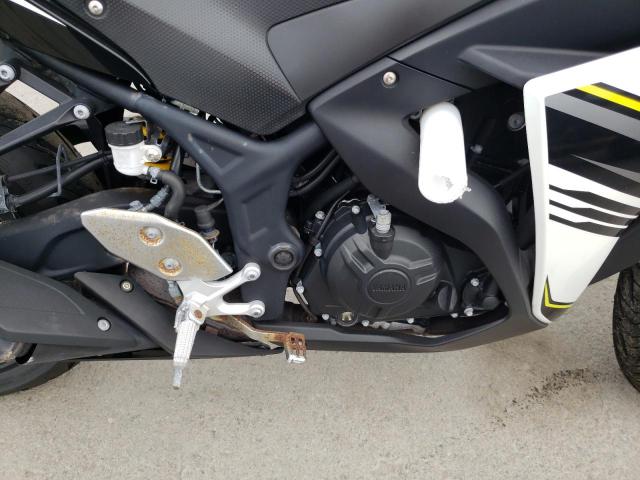 2017 YAMAHA YZFR3 A MH3RH15Y1HK002118