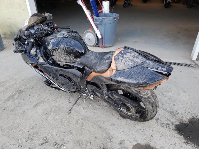 2022 SUZUKI GSX1300 RR JS1EJ11B5N7102184