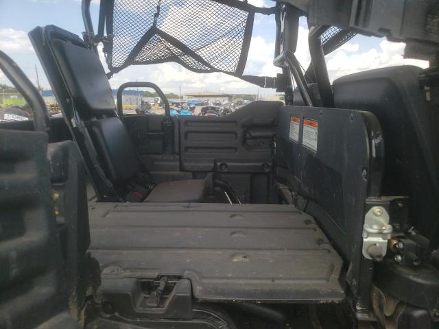 2017 HONDA SXS700 M2 1HFVE0227H4303583