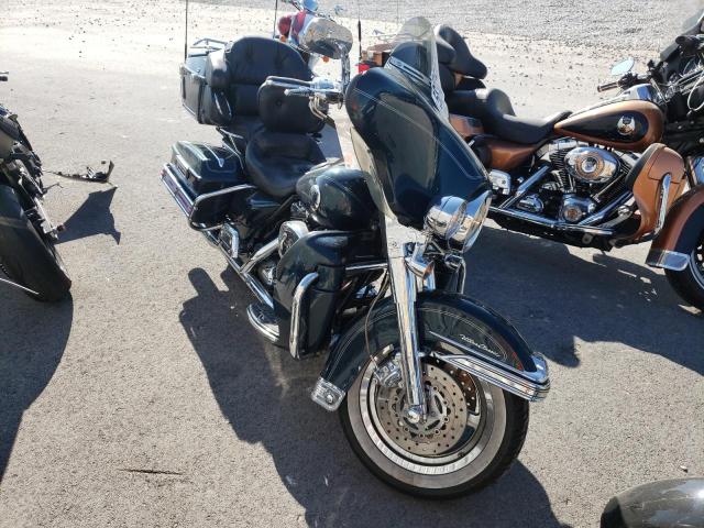 Salvage cars for sale from Copart Franklin, WI: 2001 Harley-Davidson Flhtcui