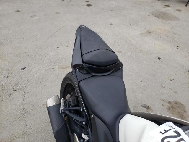 2017 YAMAHA YZFR3 A MH3RH15Y1HK002118