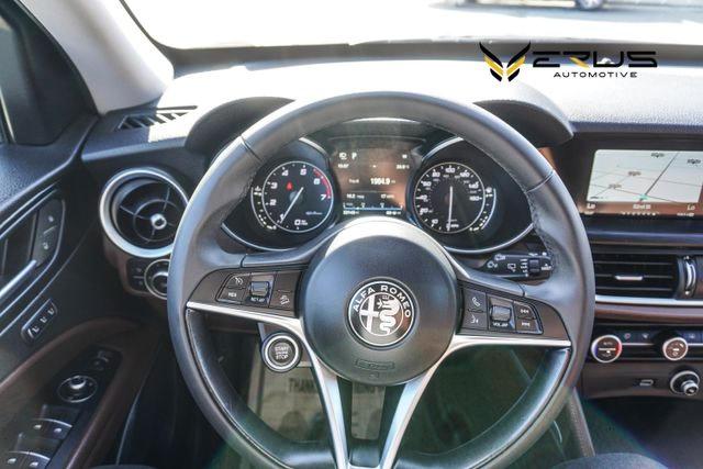 VIN: ZASFAKAN6J7B69047 Auction: COPART Lot: 59075152 Location: WI - MILWAUKEE SOUTH ZASFAKAN6J7B69047 ALFA ROMEO STELVIO 2018 UNKNOWN - NOT OK FOR INV. Photo 11