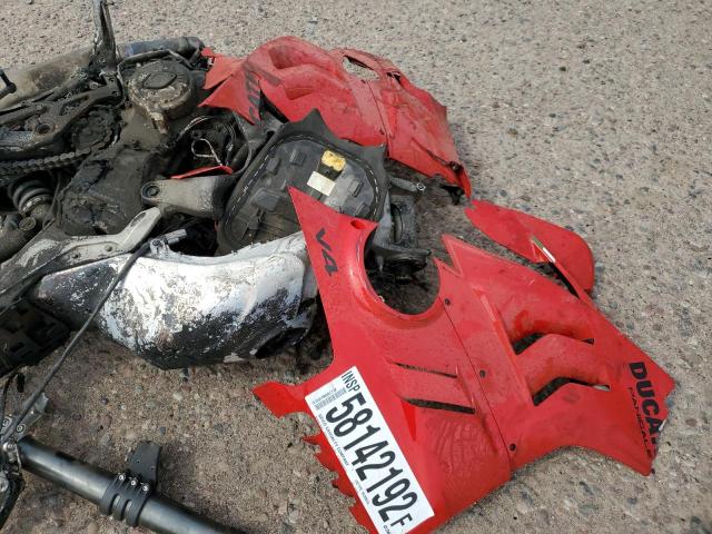 2022 DUCATI PANIGALE V ZDMDAGWWXNB001692