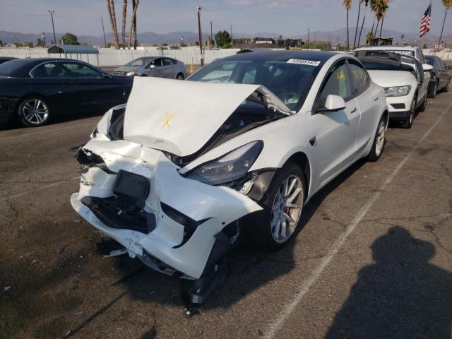  TESLA MODEL 3 2021 Білий