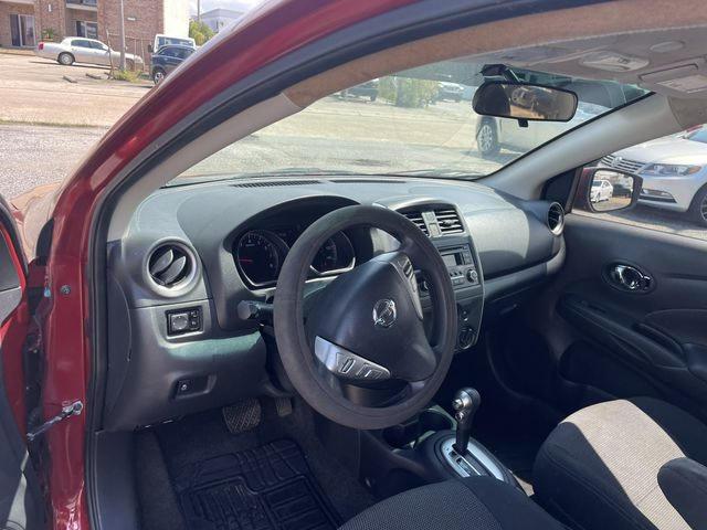 VIN: 3N1CN7AP1HK440061 Auction: COPART Lot: 59241952 Location: LA - NEW ORLEANS 3N1CN7AP1HK440061 NISSAN VERSA 2017 RED Photo 12