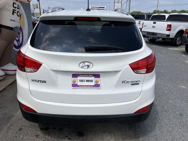 VIN: KM8JU3AC7DU692822 Auction: COPART Lot: 59233182 Location: GA - ATLANTA EAST KM8JU3AC7DU692822 HYUNDAI TUCSON 2013 WHITE Photo 12