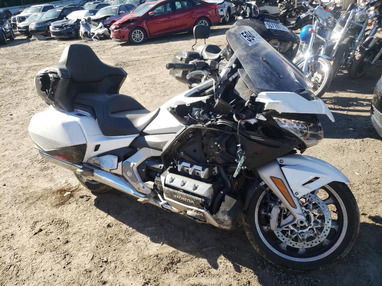 JH2SC7907JK001557 HONDA GL1800 2018
