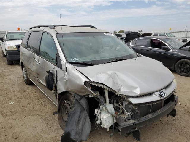Salvage cars for sale from Copart Bakersfield, CA: 2006 Toyota Sienna CE