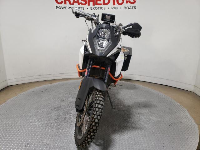 2018 KTM 1090 ADVEN VBKV49402JM985371