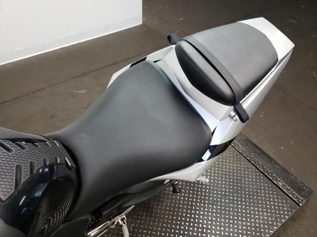 2003 YAMAHA YZFR6 L JYARJ06EX3A002467