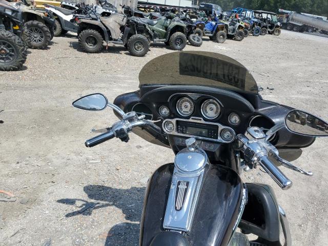 2006 HARLEY-DAVIDSON FLHTCUSE 1HD1PRE166Y950698