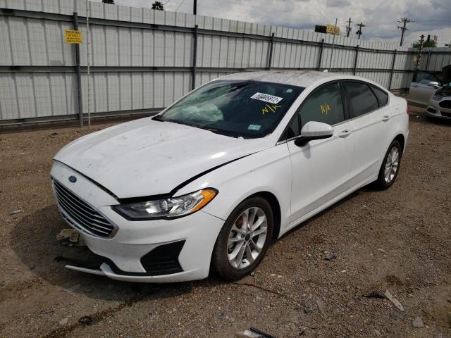 3FA6P0HDXKR250643 Ford Fusion SE 2