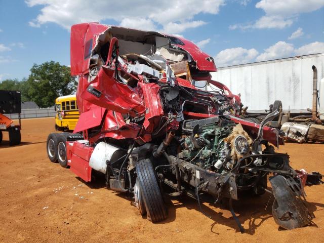 Salvage cars for sale from Copart Longview, TX: 2016 Volvo VN VNL