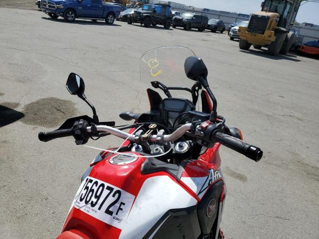2017 HONDA CRF1000 JH2SD0458HK100468