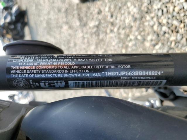 2011 HARLEY-DAVIDSON FXS 1HD1JP563BB048024