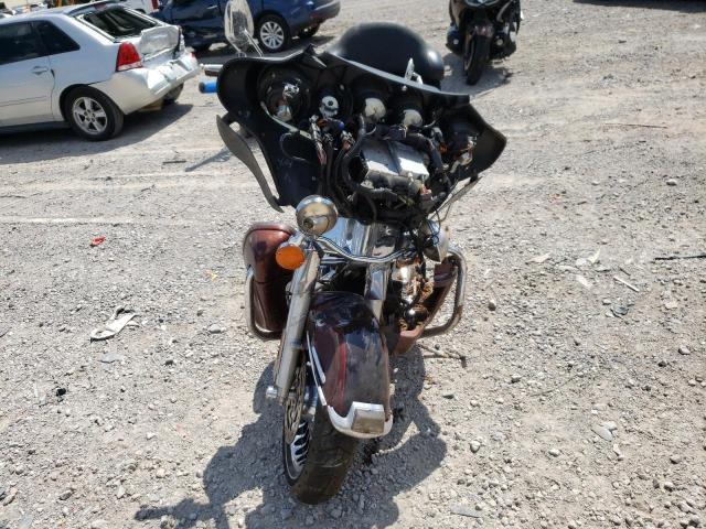 2011 HARLEY-DAVIDSON FLHTK - 1HD1KEM12BB660044