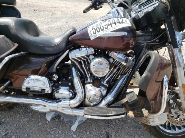 2011 HARLEY-DAVIDSON FLHTK - 1HD1KEM12BB660044