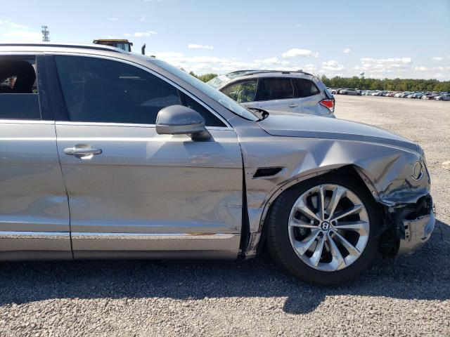 2017 BENTLEY BENTAYGA SJAAC2ZV6HC015751