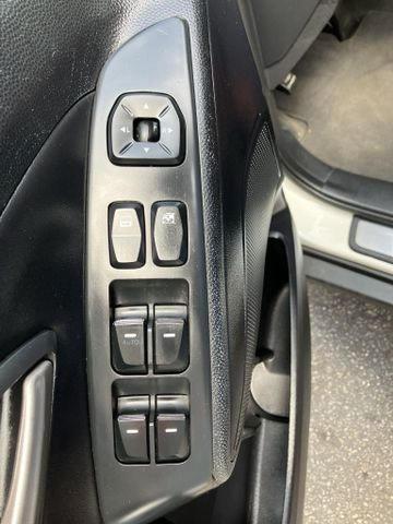 VIN: KM8JU3AC7DU692822 Auction: COPART Lot: 59233182 Location: GA - ATLANTA EAST KM8JU3AC7DU692822 HYUNDAI TUCSON 2013 WHITE Photo 7