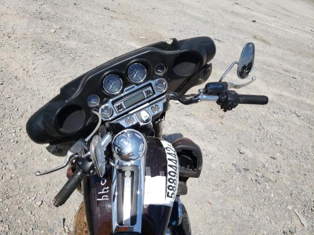 2011 HARLEY-DAVIDSON FLHTK - 1HD1KEM12BB660044