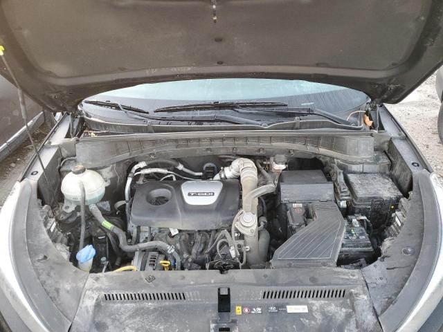 KM8J33A2XJU615271 Hyundai Tucson Value