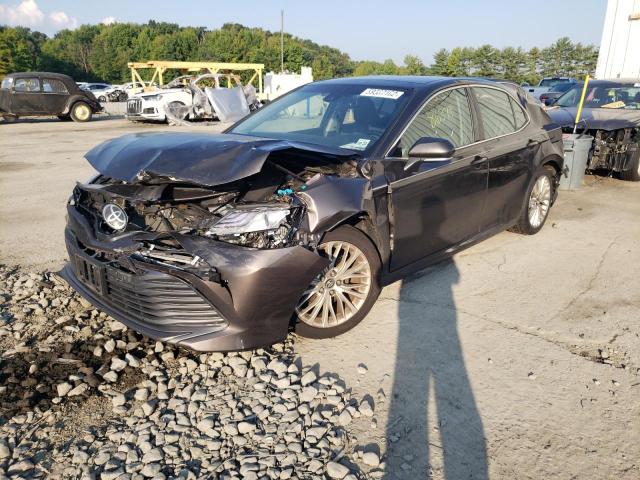 2018 TOYOTA CAM 4T1B11HK5JU024317