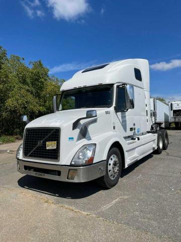 2015 VOLVO VN VNL 4V4NC9EH5FN917189
