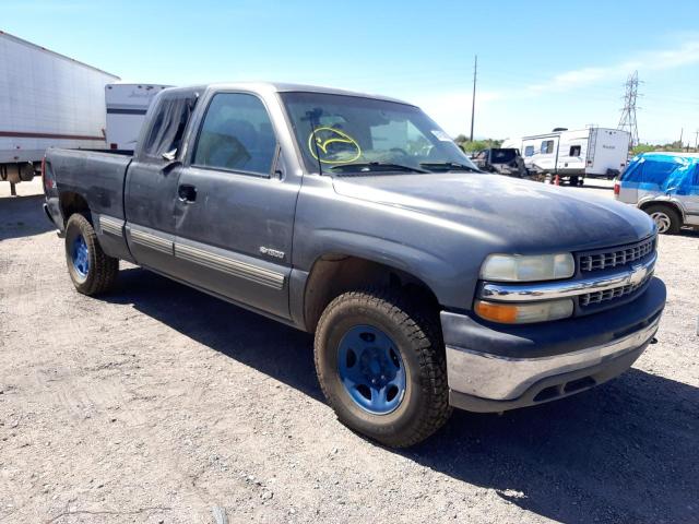 Salvage cars for sale from Copart Tucson, AZ: 2002 Chevrolet Silverado