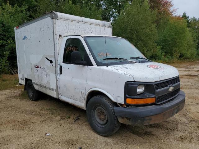Salvage cars for sale from Copart Lyman, ME: 2003 GMC Savana CUT
