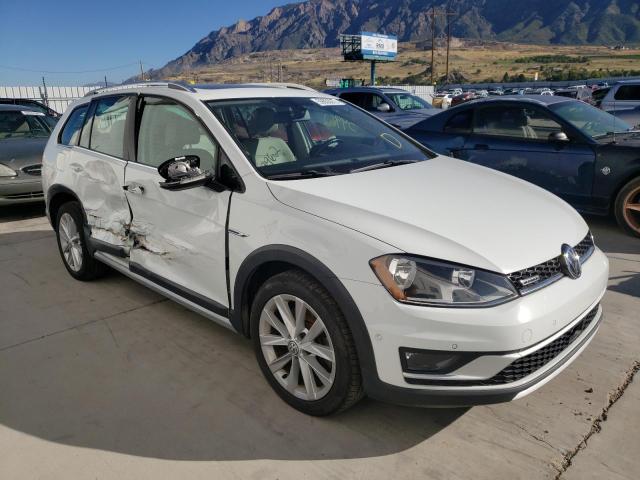 Salvage cars for sale from Copart Farr West, UT: 2017 Volkswagen Golf Alltr