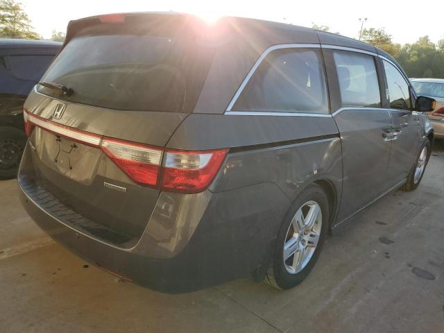 VIN 5FNRL5H93DB027120 2013 HONDA ODYSSEY no.4