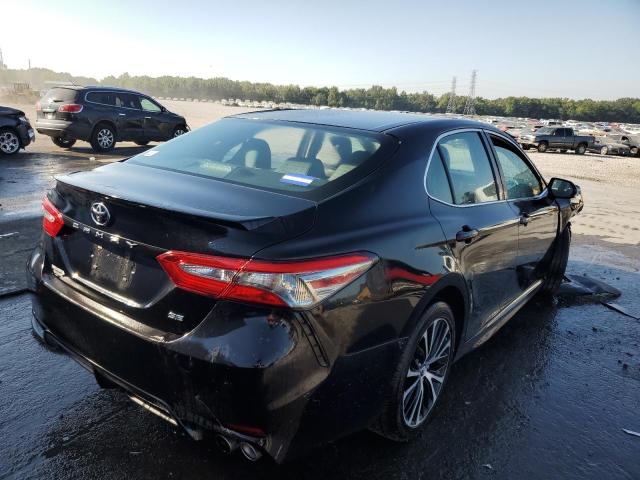 2018 TOYOTA CAM 4T1B11HK5JU097624