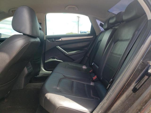 2015 VOLKSWAGEN PASSAT S - 1VWAT7A33FC096529