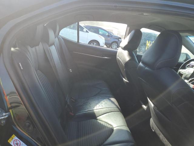 2018 TOYOTA CAM 4T1B11HK5JU097624