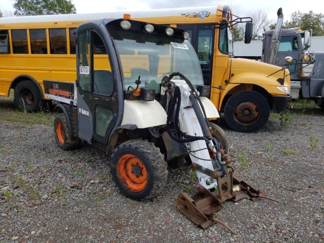Salvage cars for sale from Copart Central Square, NY: 2005 Bobcat 5600