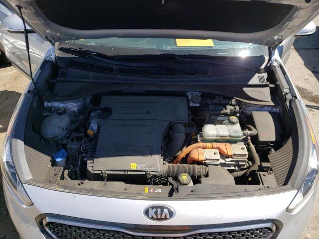 KNDCE3LC9J5155821 KIA Niro Touring