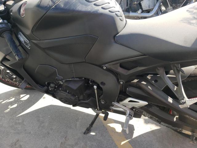 2017 HONDA CBR1000 RA - JH2SC7758HK000510