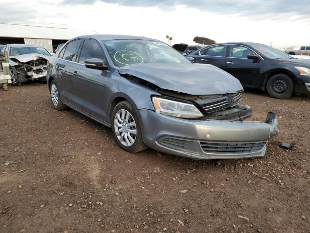 Salvage cars for sale from Copart Phoenix, AZ: 2013 Volkswagen Jetta SE
